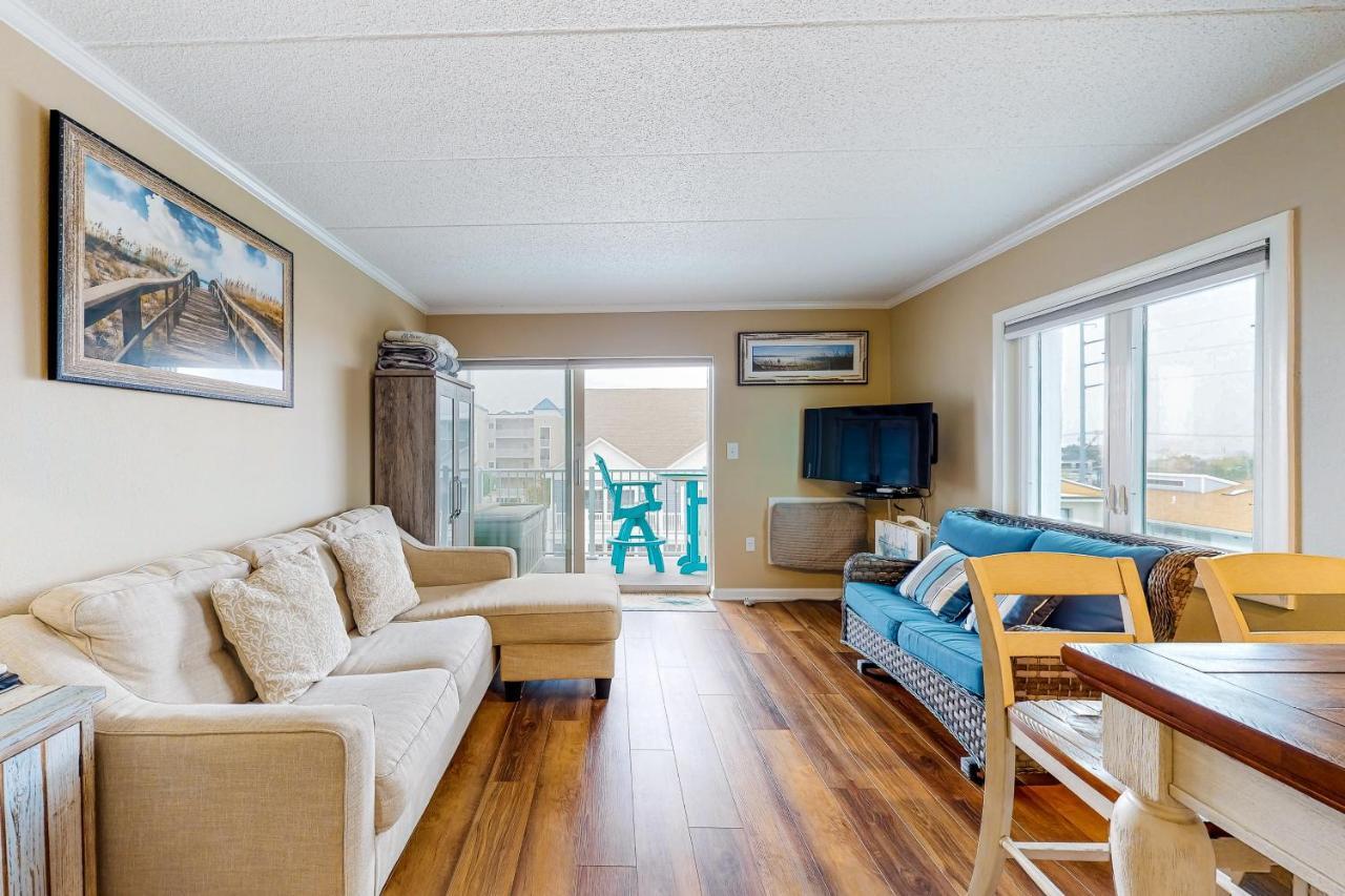 Diamond Head Condos Ocean City Room photo