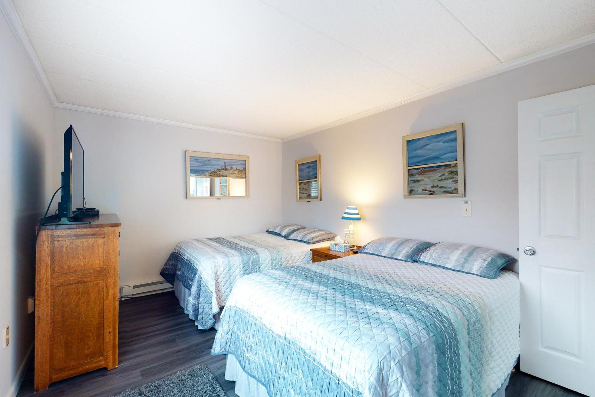 Diamond Head Condos Ocean City Room photo