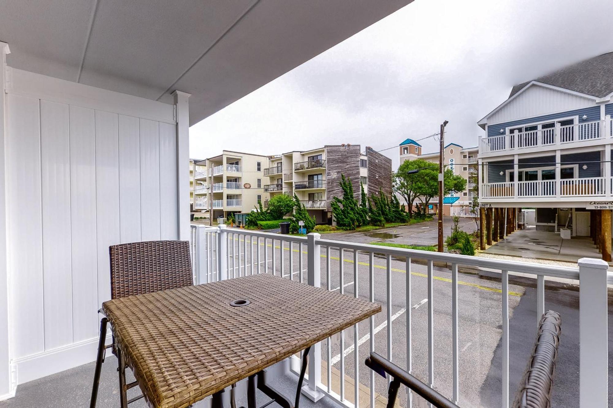 Diamond Head Condos Ocean City Room photo